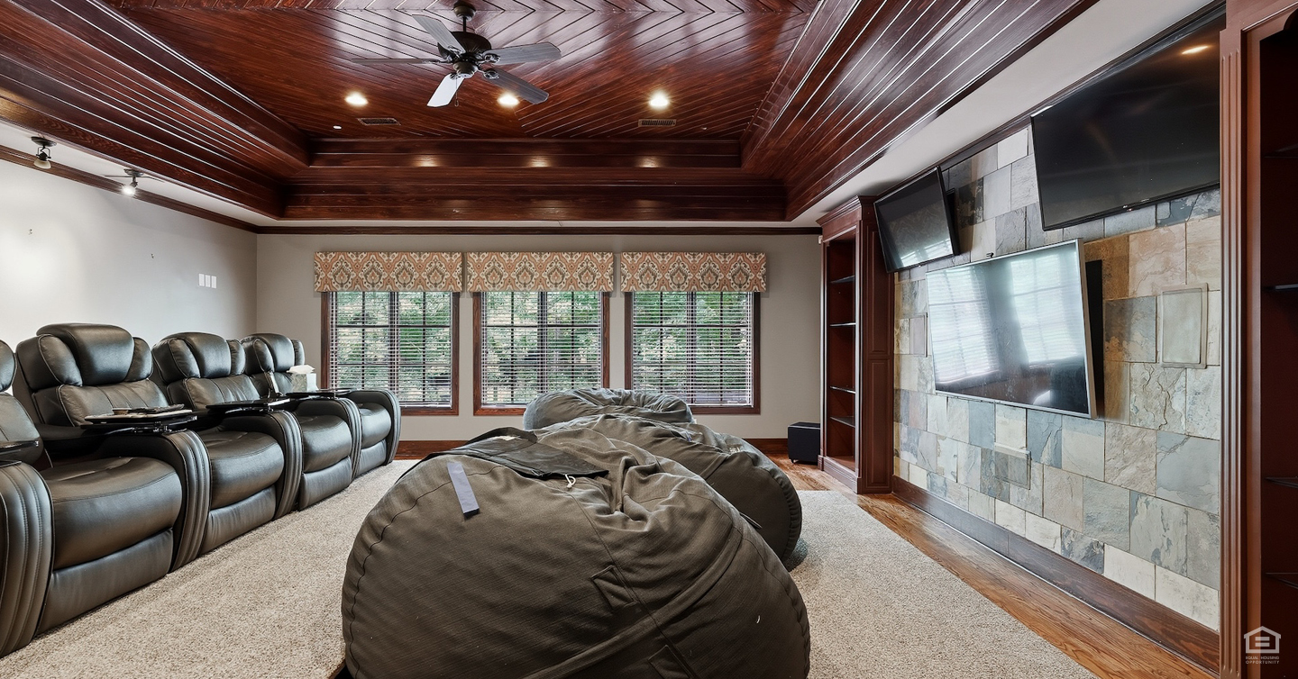 1725 Altamont Court