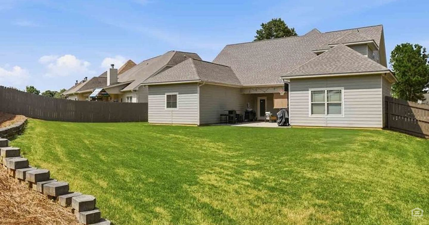 296 Solamere Lane