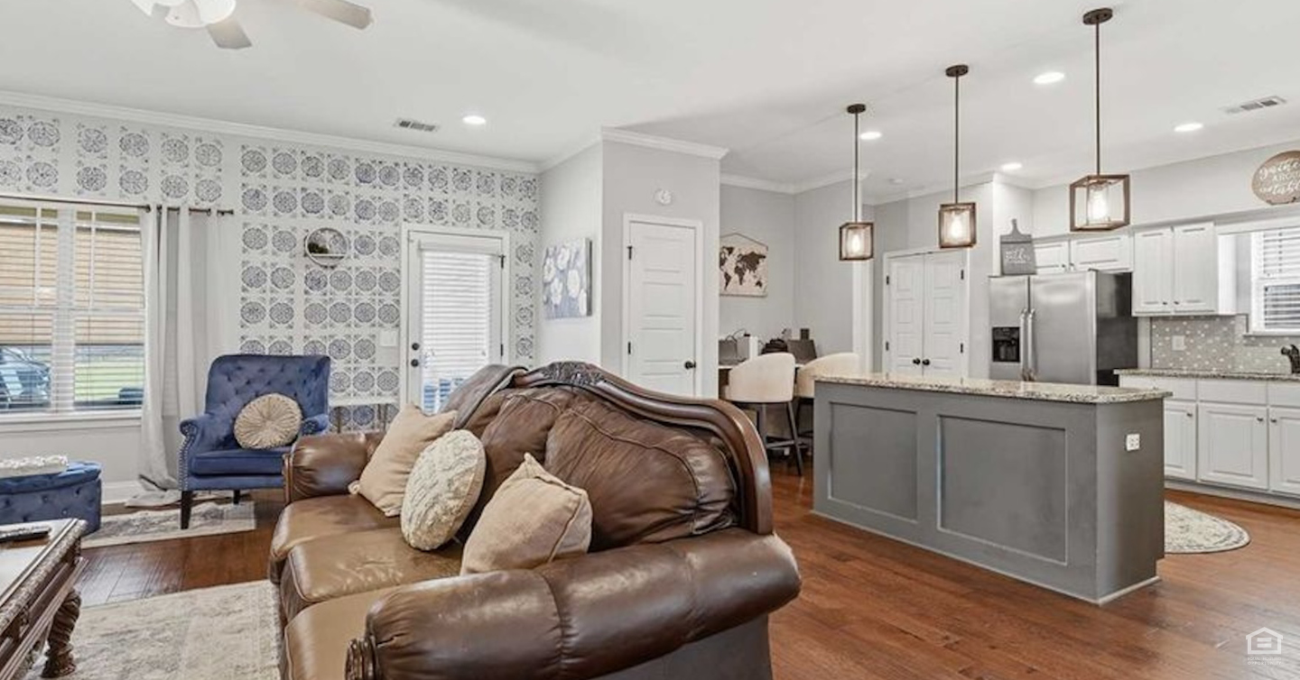 296 Solamere Lane