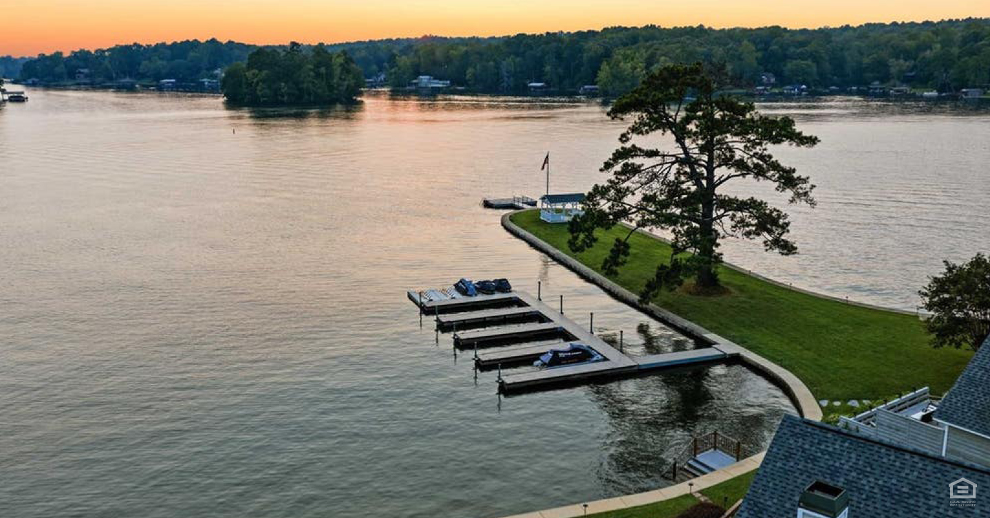 54 Shoreline Court Unit C